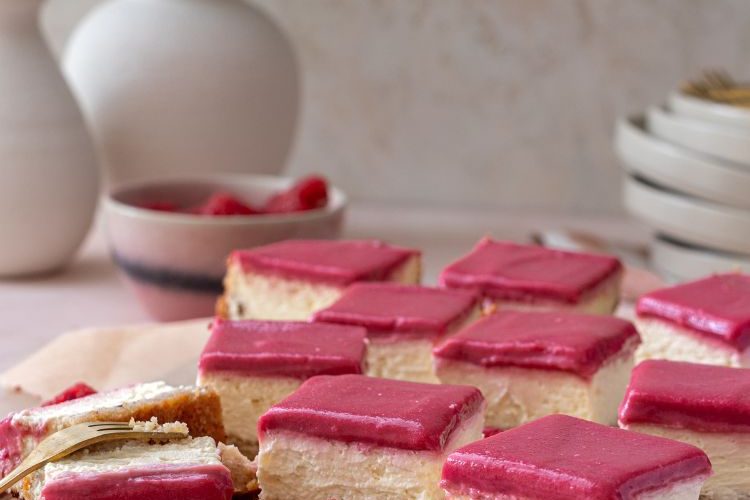 Koolhydraatarme cheesecake bites met frambozen